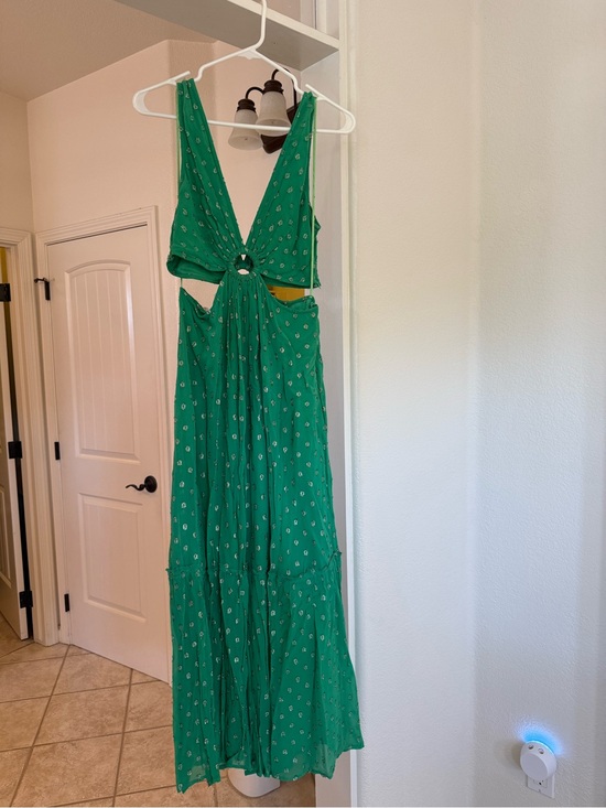 Vici Dresses & Skirts - Vici Emerald Green Backless Maxi Dress with Ring Cutout
